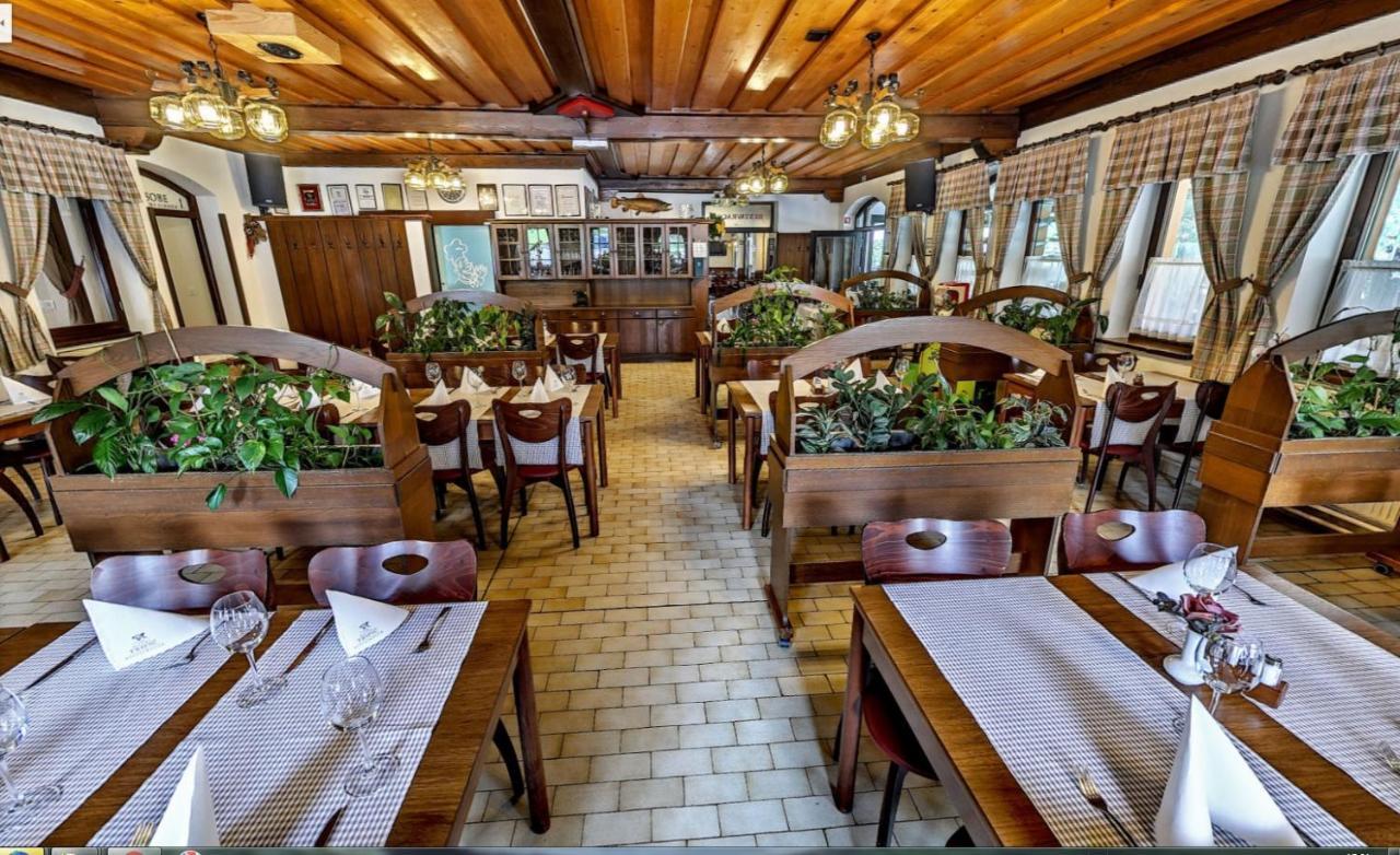 Hotel Tripic, Restaurant And Pizzeria Bohinj Eksteriør billede